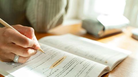 Featured Image for 7 Best Free Coursology AI Alternatives for Homework in 2026