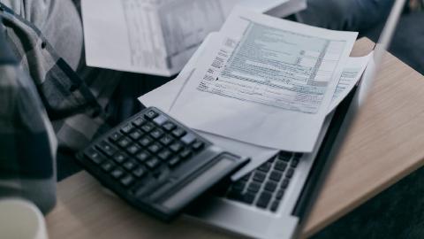 Featured Image for Online Invoice Generator: 4 Best Options in 2026