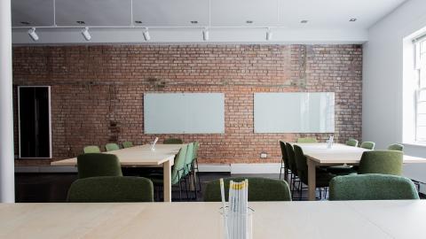 Featured Image for 5 Out of Office Email Examples & Templates in 2026
