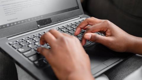 Featured Image for How to Create Canned Responses in Outlook in 2026